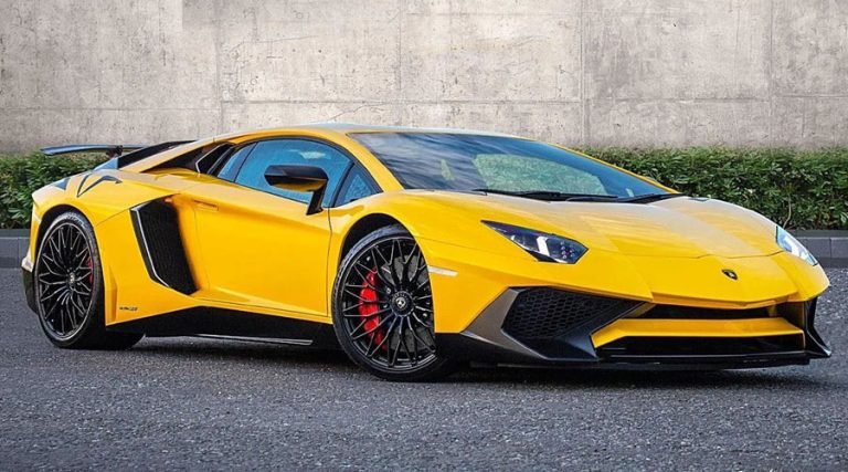 Sewa Lamborghini di Bali