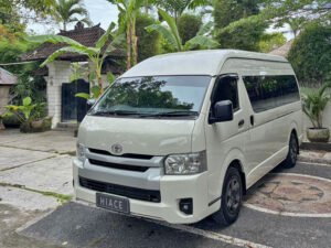 Comfortable travel van with driver - Rent Toyota Hiace Bali